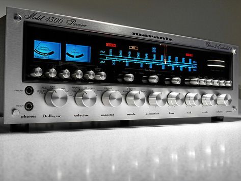 Marantz Receiver Vintage, Turntable Receiver, Marantz Receiver, Mcintosh Audio, Stereo Equipment, Speaker Amplifier, Vintage Hifi, Stereo Systems, Audio Room