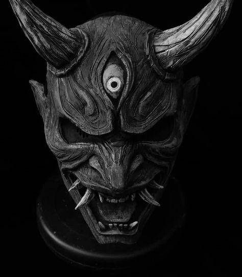 Black Oni Mask, Yokai Mask, Oni Face, Mascara Oni, Japanese Hannya Mask, Japanese Demon Mask, Oni Mask Tattoo, Japanese Tattoos For Men, Brown Hairstyles