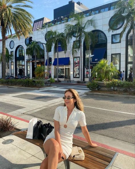 California Ig Pics, Rodeo Drive Photoshoot, La Photo Ideas, La Instagram Pictures, Los Angeles Instagram Pictures, Miami Poses, California Photo Ideas, Miami Pictures Ideas, Los Angeles California Outfits