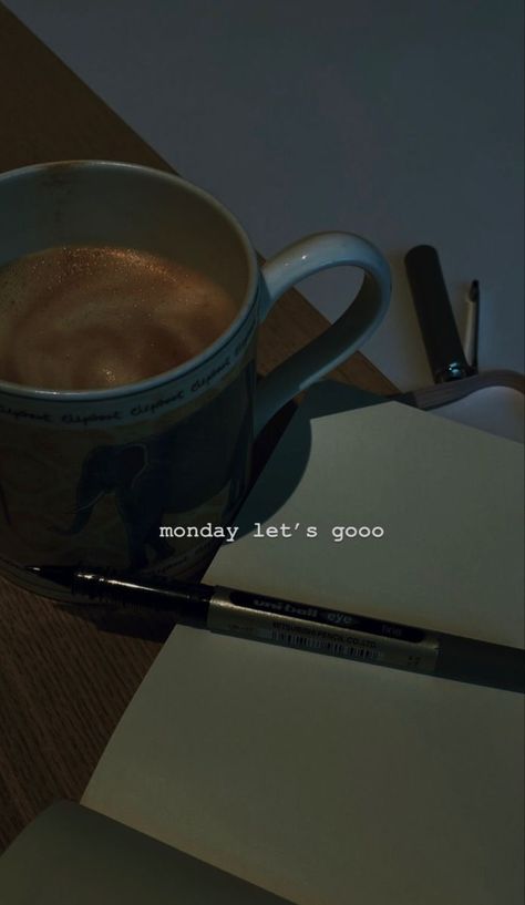 Myday Stories Ideas, Food Captions, Instagram Picture Quotes, Monday Mood, Story Ideas Pictures, Instagram Ideas Post, Cool Instagram, Instagram My Story, Instagram Ideas Photography