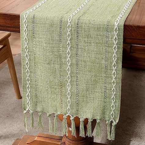 Dresser Decoration, Table Runner Farmhouse, Green Table Runner, Rustic Table Runners, Boho Table Runner, Farmhouse Table Runners, Coffee Party, Macrame Table Runner, Farmhouse Style Table