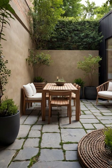 Create a stylish and luxurious small courtyard with light, neutral color schemes. These modern design ideas feature elegant outdoor furniture and landscaping to transform your compact outdoor space into a peaceful retreat. Small Pond Ideas, Swimming Ponds, Modern Design Ideas, Elegant Outdoor Furniture, Small Courtyard, Small Pond, Pond Ideas, Pools Backyard, Swimming Pond