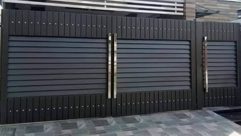 11 Feet Main Gate Design, Double Door Gate Design, Front Gate Ideas, Simple Main Gate Design, Fancy Gate, Modern Front Gate Design, Gate Design For Home, Main Gate Designs, Latest Main Gate Designs