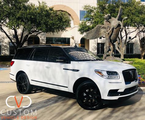 Lincoln Navigator Custom, Vehicle Aesthetic, Luxury Suv Cars, Custom Vehicles, Ultimate Garage, Lincoln Aviator, Lincoln Cars, Car Goals, Ford Excursion