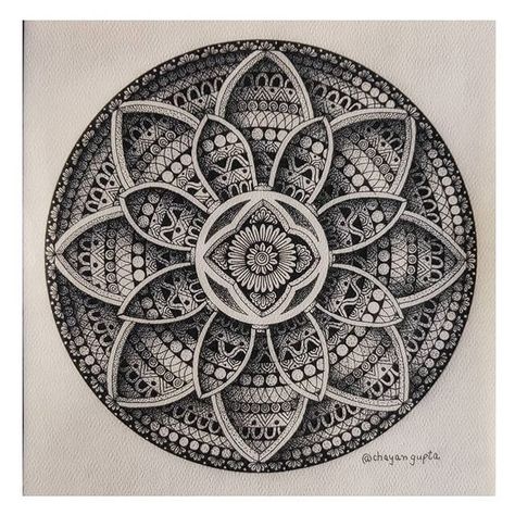 Relaxing Artwork, Mandala Sketch, Mandala Drawings, Tattoos Infinity, Easy Mandala, Tattoos Mandala, Easy Mandala Drawing, Mandala Art Therapy, 3d Mandala