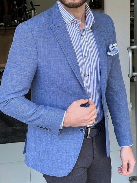 Blue Blazer Outfit Men, Blue Blazer Outfit, Blazer Outfits Men, Mens Fashion Blazer, Mens Casual Dress Outfits, Men Stylish Dress, Traje Casual, Slim Fit Blazers, Peak Lapel