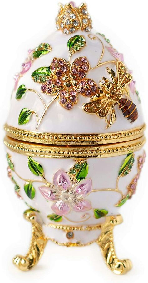 Fabrege Eggs, Russian Eggs, Egg Shell Art, Easter Egg Art, Faberge Egg, Crystal Lace, Egg Box, White Clothing, Bunny Cake