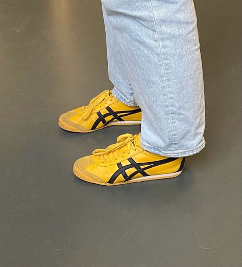 All Yellow Shoes, Asics Yellow Shoes, Yellow Tiger Shoes, Yellow Shoes Aesthetic, Sneakers Summer 2023, Yellow Onitsuka Tiger, Onitsuka Tiger Yellow, Onitsuka Tiger Mexico 66 Yellow, 2023 Shoe Trends