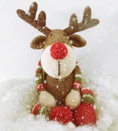 Crochet Xmas, Noel Diy, Crochet Christmas Decorations, Crochet Ornaments, Knitted Animals, Christmas Crochet Patterns, Handmade Christmas Decorations, Crochet Inspiration, Soft Dolls