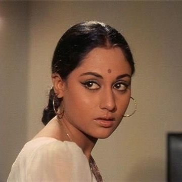 Jaya Bhaduri Bachchan, Indian film actress and politician Jaya Bhaduri, Bollywood Pictures, Indian Film, Vintage Bollywood, Film Actress, Indian Movies, Bollywood Actors, I Icon, Movie Stars