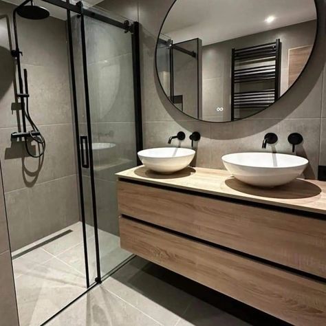 Bathroom Design Idea ✨️ . . . #bathroomtour #explorepage #bathroomtiles #bathroomdesign #bathroomdecor #bathroomrenovation #bathroomdesignidea #bathroomdesigns #bathroomdesignideas #sethiglassplywood #bathroomremodel #smallbathroomdesign #fypシ゚viralシfypシ゚viralシalシ #foodreview #zerooilrecipes #ruturajgaikwad #fashionasthetic #akasasingh Small Bathroom 2m X 2m, His And Hers Ensuite Bathroom, Gray White Marble Bathroom, Grey And Oak Bathroom, Rectangle Bathroom Ideas, Gray Wood Bathroom, Light Wood Vanity, Cozy Small Bathroom, Modern Ensuite