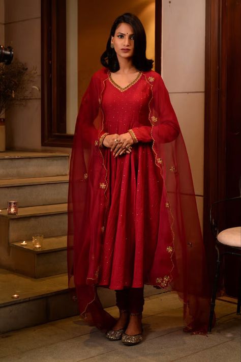 Buy #red #sequins #anarkali at #azafashions Shop online now at #Azafashions.com Call +91 8291990059 or email contactus@azafashions.com for enquiries. #wedding #festive #ethnic #tradional #shopping #shoponline #party #reception #bride Sequin Anarkali, Chanderi Anarkali, Red Anarkali, Embroidered Anarkali, Wedding Indian, Red Suit, Red Sequin, Designer Gowns, Ethnic Wear