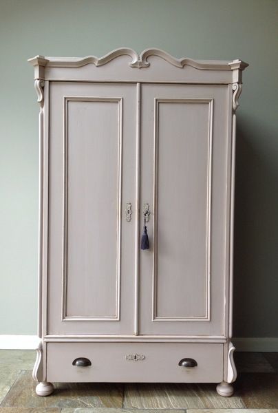 Pine Furniture Makeover, Vintage Hand Painted Furniture, Annie Sloan Painted Furniture, Retro Wardrobe, Hall Cupboard, Muebles Shabby Chic, Pine Wardrobe, Room Revamp, Antique Bedroom Furniture