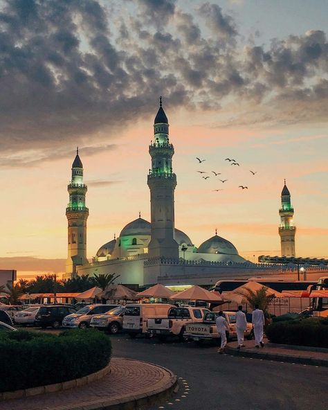 Quba Kota Madinah, Masjid Quba, Quba Mosque, Mecca Madinah, Beautiful Mosques, Sacred Places, Holy Land, Makkah, Cairo