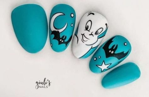 Halloween Character Nail Art, Casper Nail Art, Pop Art Halloween Nails, Vintage Halloween Nail Art, Halloweentown Nails, Cartoon Halloween Nails, Bride Of Frankenstein Nails, Casper Nails, Villian Nails