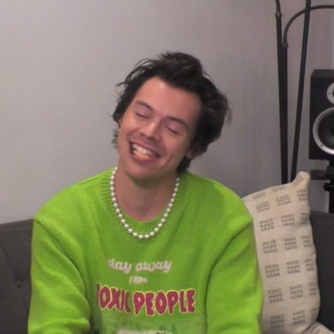 Harry Styles, A Man, Green