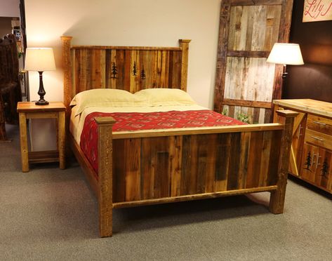 Barnwood Bed, Tree Carvings, Rustic Bedroom Furniture, Black Forest Decor, Cabin Furniture, Rustic Headboard, Low Bed, Furniture Polish, Rustic Bedding