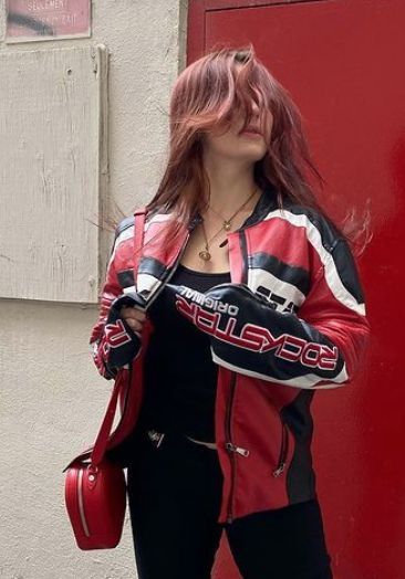 Racer Jacket Outfit Women, Racer Jacket Outfit, Biker Girl Style, Baseball Jacket Outfit, Red And Black Jacket, Jacket Outfit Women, Racer Jacket, Girls With Red Hair, Tomboy Style Outfits