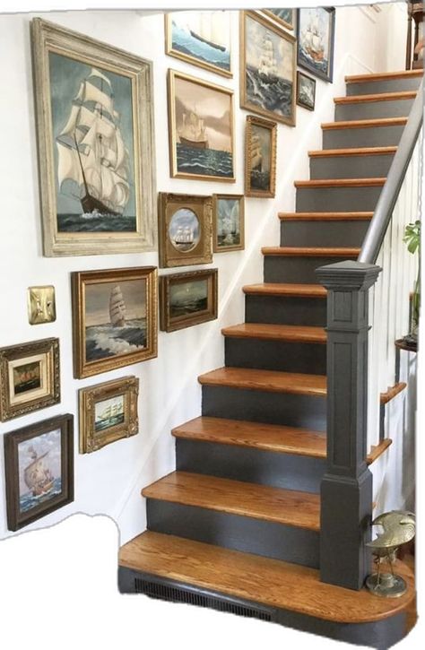 Wall Decor Picture Frames, Stairway Gallery Wall, Living Room Gallery Wall, Gallery Wall Staircase, Room Gallery Wall, Upstairs Landing, Staircase Wall Decor, Stairway Decorating, Staircase Wall