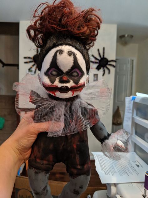 Halloween creepy clown baby decoration Creepy Clown Dolls Diy, Clown Dolls, Altered Dolls, Halloween Dolls, Clown Doll, Halloween Creepy, Dolls Diy, Scary Dolls, Creepy Clown