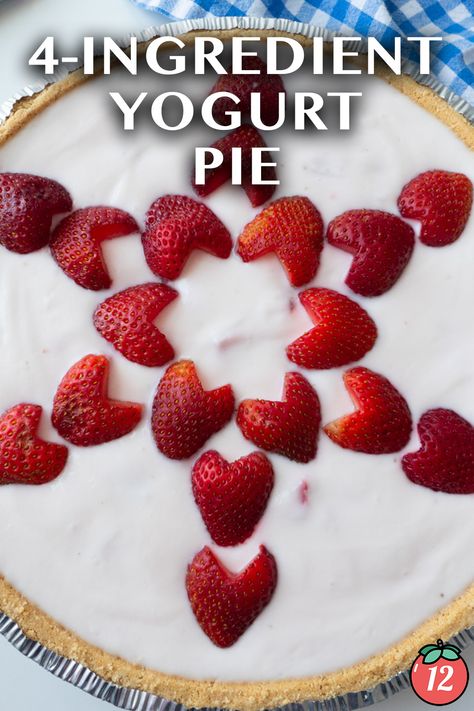 4-Ingredient Yogurt Pie | 12 Tomatoes Frozen Yogurt Pie, Yogurt Pie No Bake, Tomato Mousse, Strawberry Yogurt Pie, Yogurt Pie, Pie Decoration, Creamy Pie, Frozen Pie, Yogurt Flavors