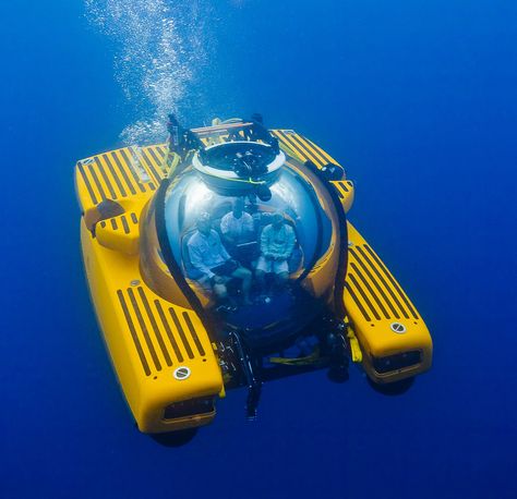 Yes, these are not cars but still transport vehicles:12 Personal Submarines You Can Own Right Now Gadget Tecnologici, Drone Technology, Yellow Submarine, Water Toys, Car Gadgets, Underwater Photography, Deep Sea, Water Crafts, Bushcraft