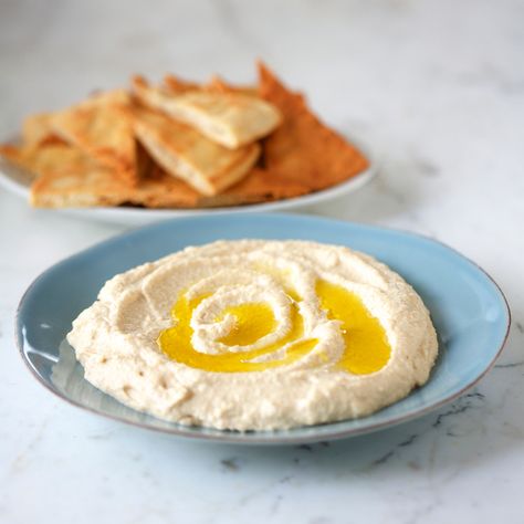 This best-ever crab dip has a supercrispy, buttery crumb topping. Get the recipe at Food & Wine. Taramosalata Recipe, Grilled Leg Of Lamb, Meze Recipes, Greek Meze, Greek Sauce, Mediterranean Appetizers, Greek Spinach Pie, Homemade Greek Yogurt, Full Fat Yogurt