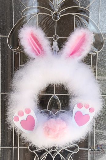 How to make a Fluffy Easter Bunny Wreath in under 30 minutes! Easter Door Decor, Easter Wreath Diy, Spring Easter Crafts, Easter Bunny Crafts, Easter Door, Easter Bunny Wreath, Easter Projects, Bunny Wreath, Easter Crafts Diy