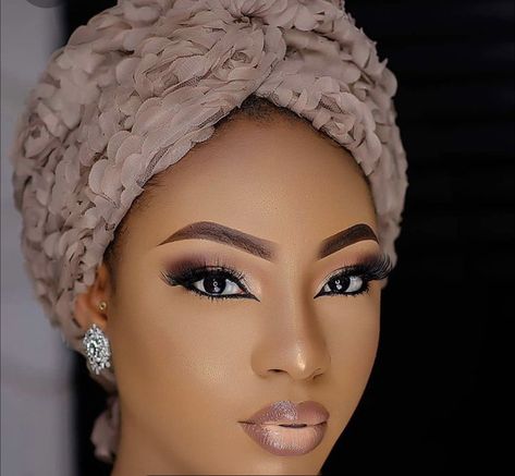 African Weddings, Makeup For Black Skin, Brown Skin Makeup, Braut Make-up, Black Makeup, Bridal Makeup Looks, Glowing Makeup, Instagram Makeup, Dark Skin Makeup