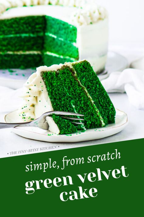 Green Velvet Cake, Green Frosting, Bolo Red Velvet, Cocktail Cake, Velvet Cake Recipes, Green Cake, Festive Desserts, Gateaux Cake, Dessert Dips