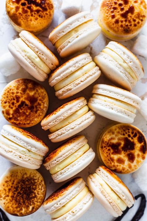 Macrons Recipes, Tiramisu Macarons, Paris Macarons, Meringue Recipes, Pies And Tacos, French Macaroon Recipes, Macaron Recipes, French Buttercream, Cream Brulee