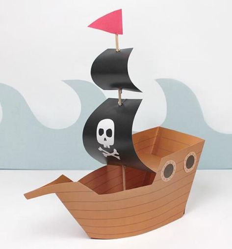 PAPERMAU: Easy-To-Build Pirate Ship Papercraft For Kids - by Mon Etiquette Paper Pirate Ship, Pirate Ship Craft For Kids, Pirate Ship Template, Ship Papercraft, Pirate Ships Diy, Pirate Ship Craft, Cardboard Pirate Ship, Neverland Party, Pirate Party Decorations