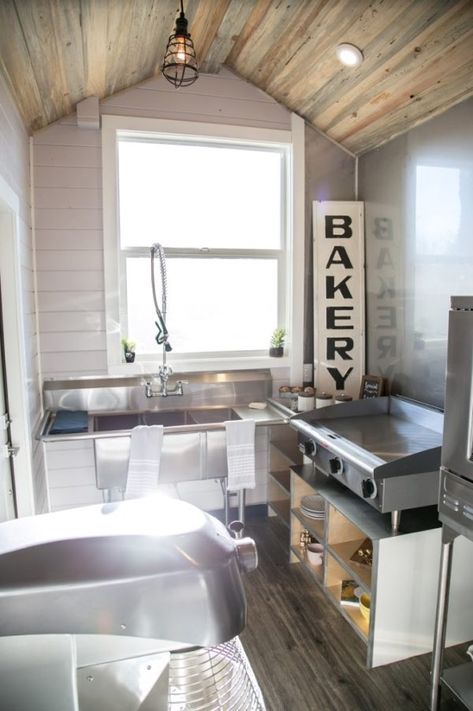 34ft Tiny House with Full Size Industrial Kitchen by Tiny Heirloom 0011 Commercial Kitchen Shed, Small Commercial Kitchen Design, Bakery Kitchen Design, Small Commercial Kitchen, Wire Decorations, Industrial Apartment Decor, Vlog Ideas, Commercial Kitchen Design, Acrylic Poster