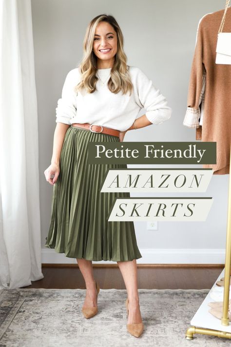 Olive Silk Skirt Outfit, Green Skirt Fall Outfit, Olive Midi Skirt Outfit, Olive Green Skirt Outfit, Green Pleated Skirt Outfit, Midi Skirt Outfit Fall, Midi Skirt Outfits, Pleated Midi Skirt Outfit, Green Skirt Outfits