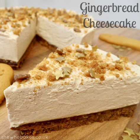 Gingerbread Cheesecake - She Who Bakes Cheesecake Recipe Baked, Easy Baked Cheesecake, Cheesecake Recipe Easy, Rhubarb Coffee Cake, Christmas With Friends, Gingerbread Cheesecake, Baked Cheesecake, Fun Gift Ideas, Baked Cheesecake Recipe