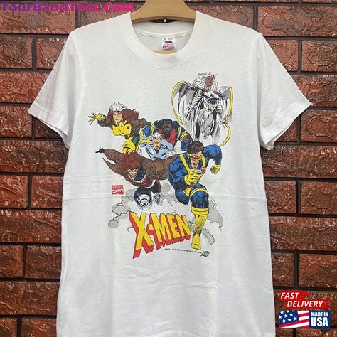 Vintage 90S X Men 1993 American Marvel Comics Superhero Action Fantasy Pop Art Style T-Shirt Cartoon Size M Unisex Sweatshirt Check more at https://tourbandtees.com/product/vintage-90s-x-men-1993-american-marvel-comics-superhero-action-fantasy-pop-art-style-t-shirt-cartoon-size-m-unisex-sweatshirt/ Comic T Shirt, Pop Art Style, Pop Culture References, Music Themed, Movie Shirts, Superhero Comic, Vintage Comics, Style T Shirt, Vintage Shirt