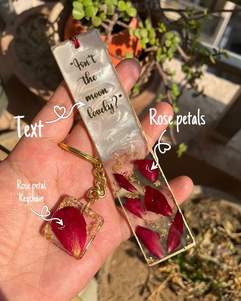 Get your flowers preserved in this beautiful combo that too in a budget. 👌🌹✨🫶🏻 Flower Preserved In Resin, Resin Art Flower, Resin Arts, Resin Photo, Vintage Bookmarks, Diy Candles Scented, Wedding Invitation Background, Resin Work, Resin Accessories