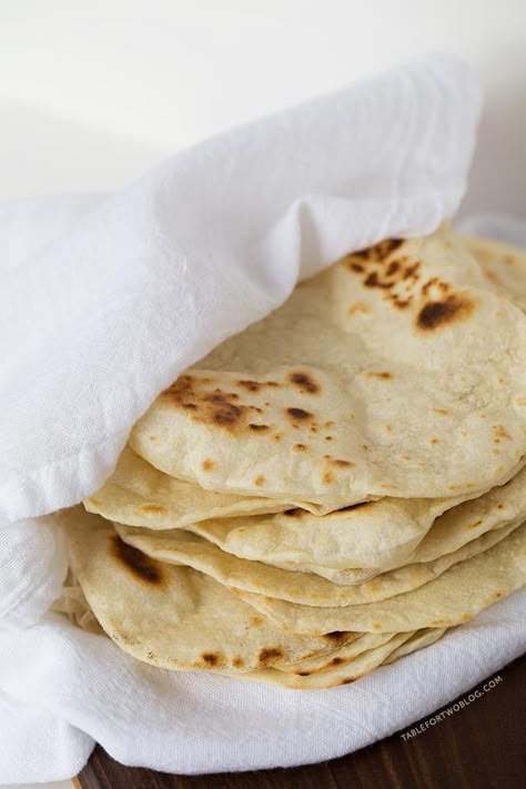 Homemade Flour Tortillas are way better than store-bought and so easy to make. Recipe on tablefortwoblog.com Homemade Tortilla Recipe, Tacos Vegan, Recipes With Flour Tortillas, Homemade Flour, Homemade Flour Tortillas, Tortilla Recipe, Homemade Tortillas, Pita Bread, Chapati