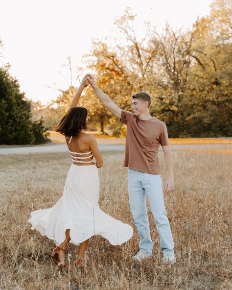 Abby + Caleb 🥹🤎🍂 #photographer #photography #couple #couplephotography #coupleshoot #missouri #midwest #springfield #branson #springfieldphotographer #bransonphotographer #editing #wedding #weddingphotography #weddingphotographer #lightroom #travelphotography #travelphotographer #fallphotos #fallcouplepictures #fallphotography Fall Couple Pictures, Photography Couple, Dirt Road, Couple Poses, Fall Photos, Travel Photographer, Photographer Photography, Couple Shoot, Autumn Photography