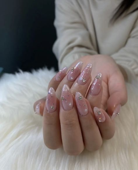 Korean Jelly Nails Long, Pink Nails Chrome Design, Korean Sparkly Nails, Korean Glass Nails Pink, Jelly Nails With Gems, Jelly Blush Nails, Jelly Almond Nails, Korean Nails Acrylic, Korean Almond Nails