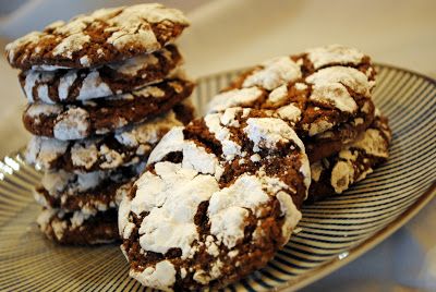 Mountain Dessert, Mountain Cookies, Chocolate Crackle Cookies, Snow On The Mountain, Chocolate Crackles, Passover Desserts, Kosher Cooking, Chocolate Crinkle, Jewish Food