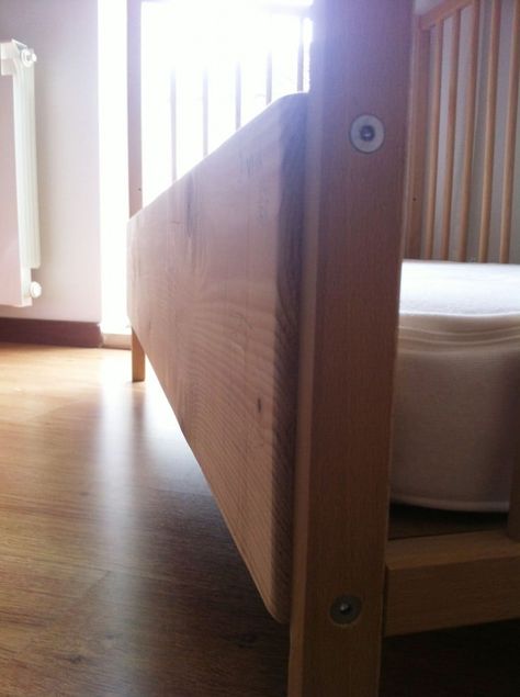 Sniglar Crib to Sleeper - IKEA Hackers Ikea Crib Hack, Sniglar Crib, Ikea Cot, Ikea Toddler Bed, Kids Bedroom Themes, Ikea Crib, Twins Nursery, 60s Furniture, Furniture Dolly