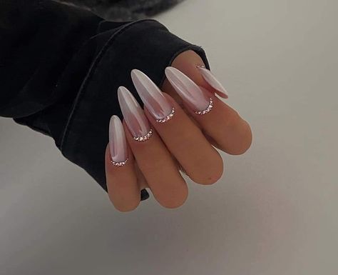 Crom Nails, Seashell Mermaid, White Chrome Nails, Baby Boomers Nails, Fancy Nails Designs, Gel Nail Tips, Classic Nails, Shiny Nails, Acrylic Nails Coffin Pink