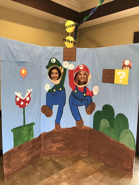 DIY Super Mario Bros Backdrop Super Mario Bros Decorations, Bowsers Castle Diy, Super Mario Decorations Diy, Mario Vbs, Mario Bros Backdrop, Super Mario Backdrop, Hoco Decor, Mario Backdrop, Mario Bros Birthday Party Ideas