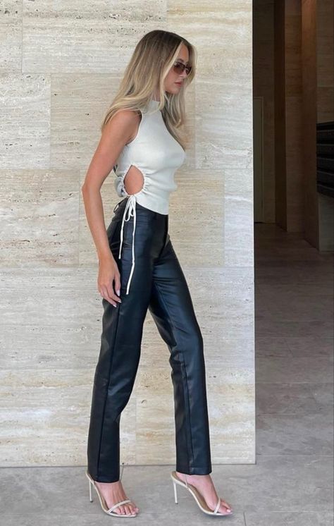 Emily Venz Outfits, Emily Venz, Chill Outfits, Boots Outfit, Dream Closet, Style Fashion, Boots, Lace, Pants