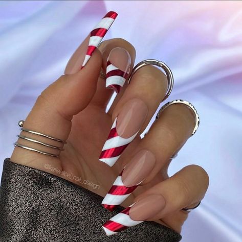 Candy Cane Nails, Christmas Gel Nails, Her Nails, Acrylic Coffin, Christmas Nails Acrylic, Festival Nails, Acrylic Nails Coffin, Xmas Nails, Christmas Nail Designs