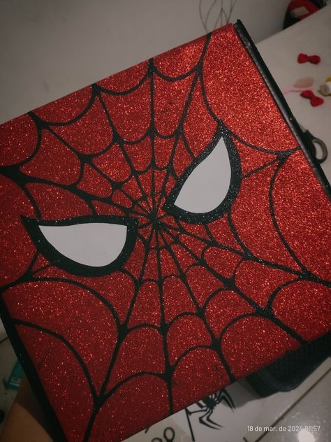 Spiderman Graduation Cap, Diy Relationship Gifts, Tablet Cases Diy, Unique Homecoming Mums, Graduation Cap Decoration Diy, Spiderman Gifts, Baby Spiderman, College Graduation Cap Decoration, Spiderman Theme