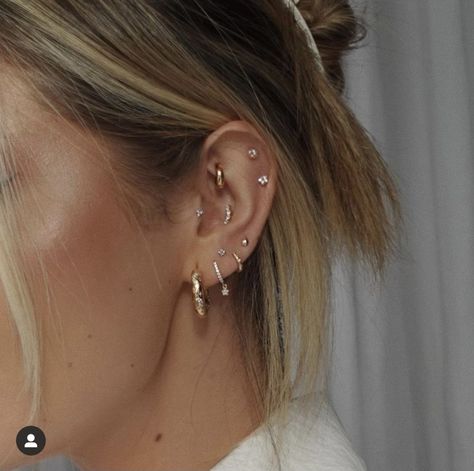 Ear Piercings 3, Kylie Jenner Ear Piercings, Kylie Jenner Piercings, Jamie Genevieve, Piercing Jewelry Ideas, Earring Stacks, Ear Peircings, Piercing Inspiration, Cool Ear Piercings