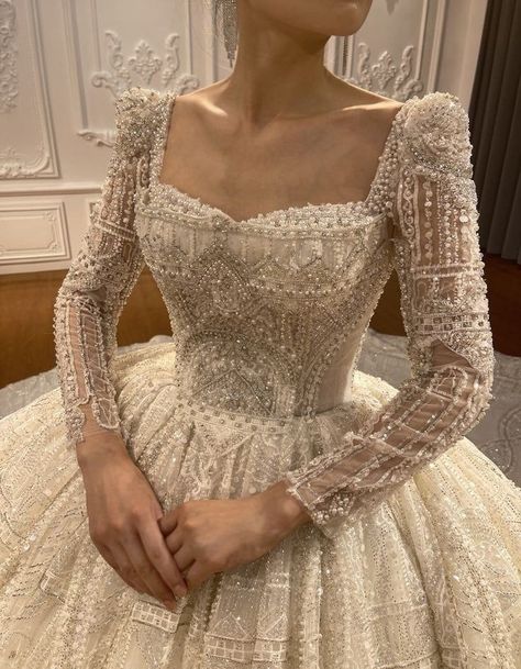 Long Sleeve Wedding Dress Ball Gown, Long Train Wedding Dress, Classy Wedding Dress, Royal Wedding Dress, Classy Prom Dresses, Fancy Wedding Dresses, Long Sleeve Wedding Dress Lace, Princess Ball Gowns, Dream Wedding Ideas Dresses