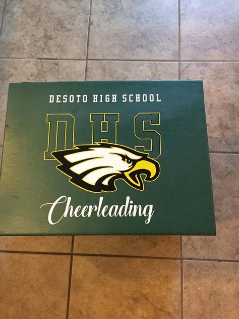 Cheer Box Ideas High School Football, Cheer Boxes Designs High School, Cheer Box Ideas High School, Cheer Box Ideas, Cheer Box, Varsity Cheer, Cheer Ideas, Cheer Life, Football Cheer